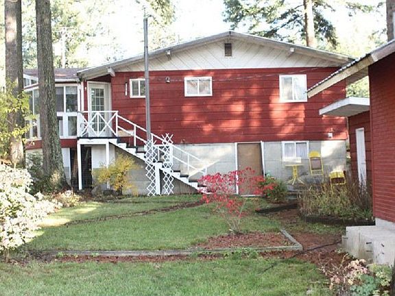 2nd image of 311 Sacheen Terrace Dr