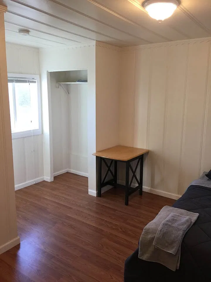 Studio, $1,275 — Photo 2