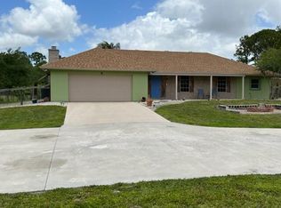 8031 159th Ct N, Palm Beach Gardens, FL 33418