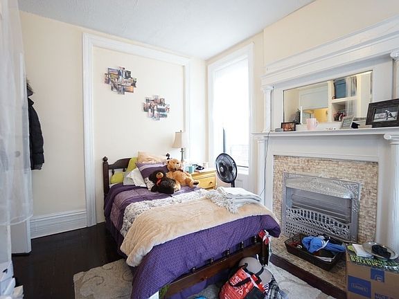 2nd image of 100 W 113th St APT 10