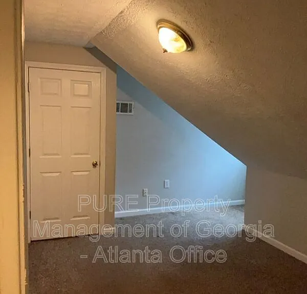 2394 Leeward Ct — Photo 9
