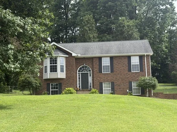 1062 Heatherwood Rd, Pleasant View, TN 37146
