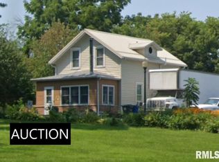 1102 Halstead St, Muscatine, IA 52761