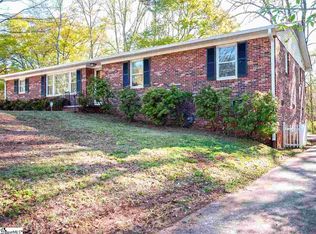 132 Montis Dr, Greenville, SC 29617