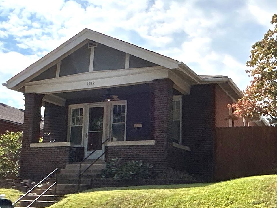 2nd image of 1939 Mitchell Pl