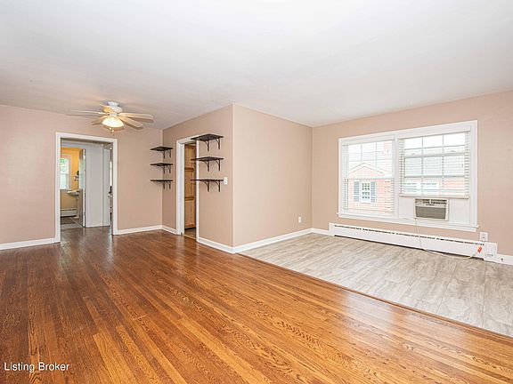 2nd image of 2642 Landor Ave Unit 4H