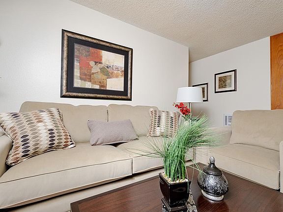 3rd image of 3835 Colina Dorada Dr APT 201