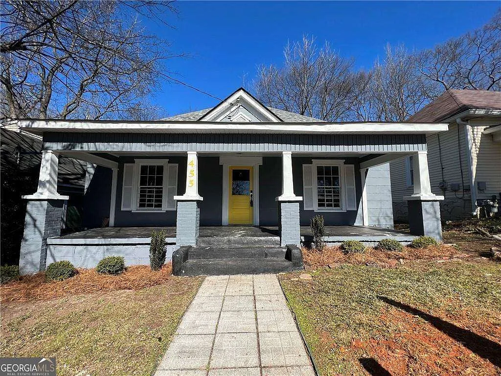 455 Lynch Ave NW photo 1