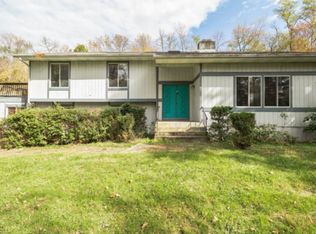 6 Willow Dr, Hopewell Junction, NY 12533