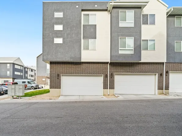 (undisclosed Address), Clearfield, UT 84015