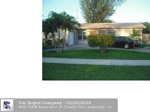 2nd image of 4000 NE 4th Ter