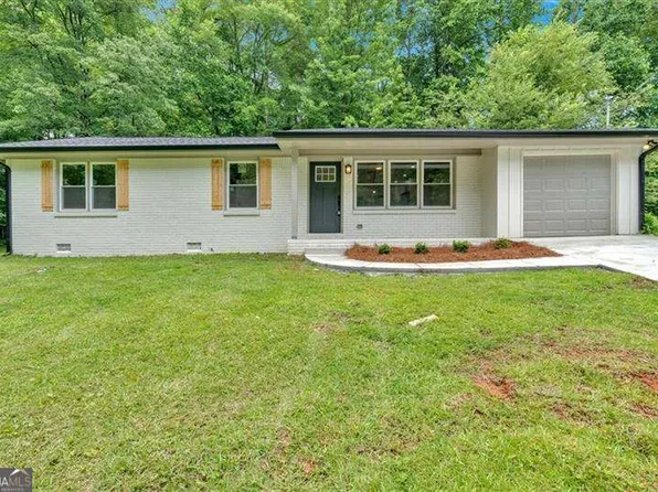 327 Marty Ln, Dallas, GA 30132