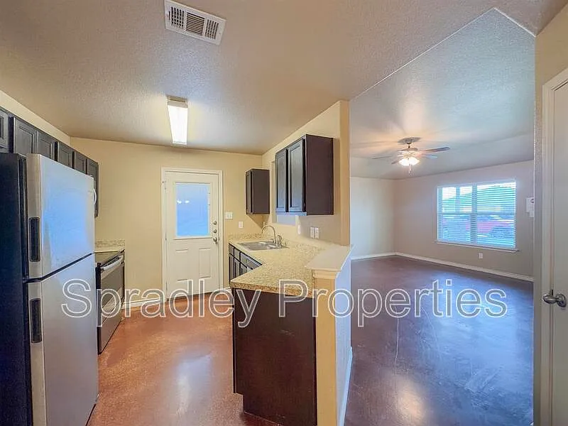 Southwood Hills — Photo 3