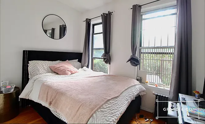 Rented by Grand & Co. | media 12