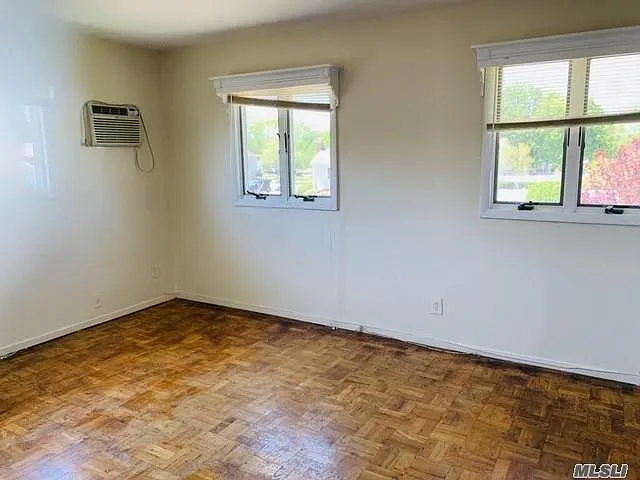4 Willow Pl — Photo 12