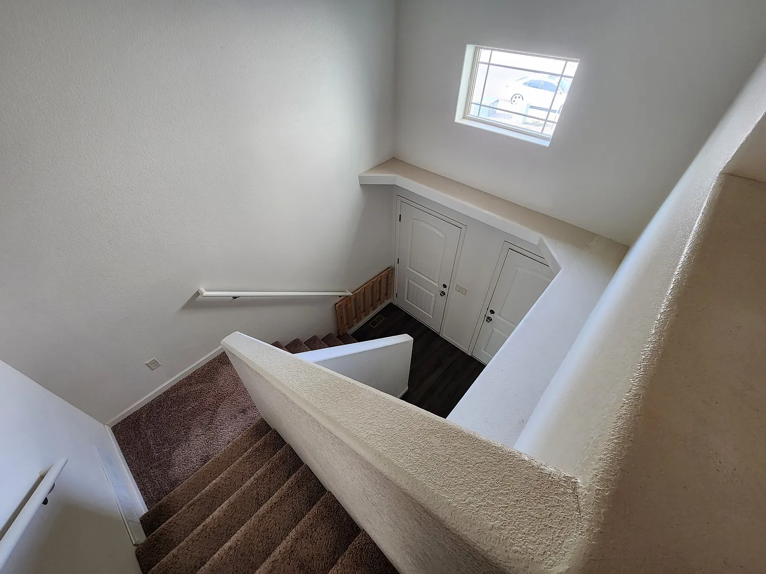 3 bed, 2.5 bath, 2130 sqft, $2,500 — Photo 4