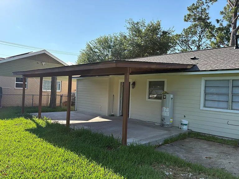 625 Holly St — Photo 9