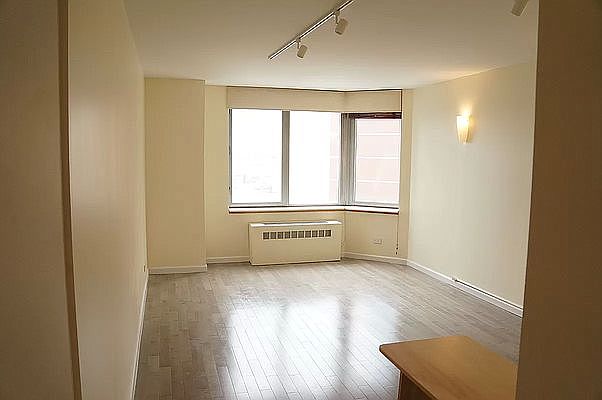 1st image of 500 W 43rd St APT 15A