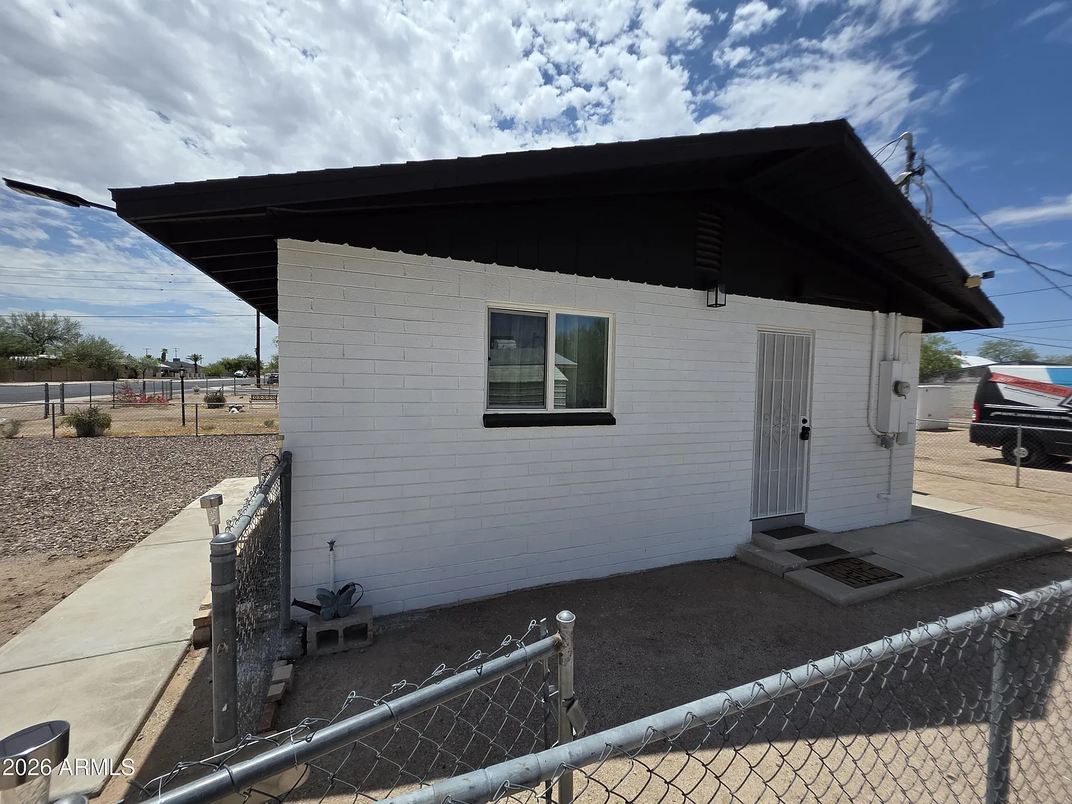 2 bed, 1.0 bath, 784 sqft, $1,400 — Photo 3
