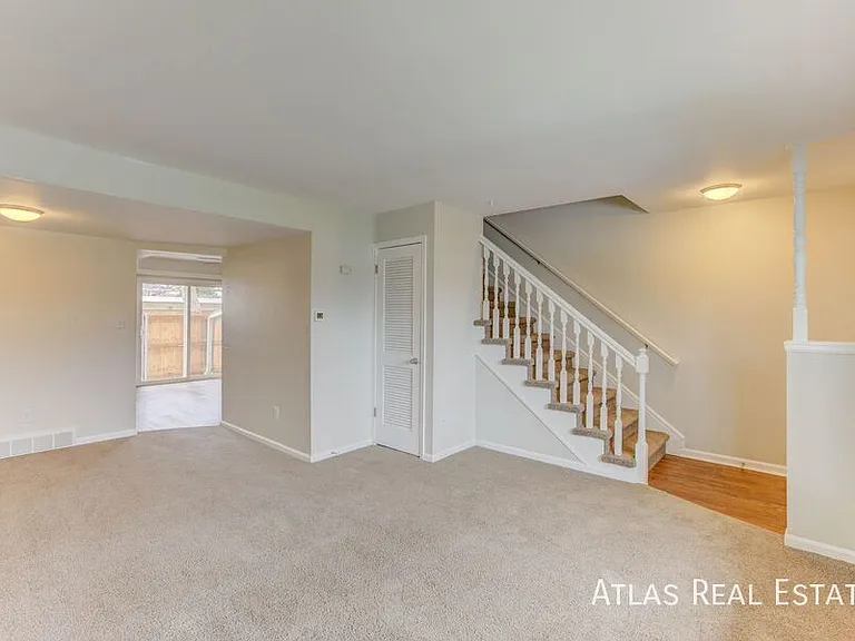 2565 Iris St — Photo 20