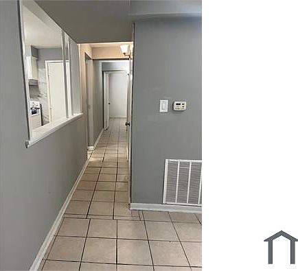 4th image of 4744 Rose St