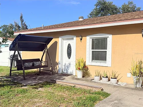 2453 Ridge Ave Photo 1