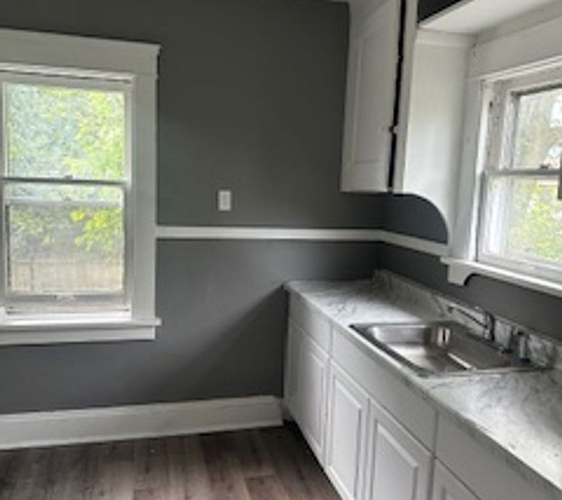 2nd image of 11618 Angelus Ave #2