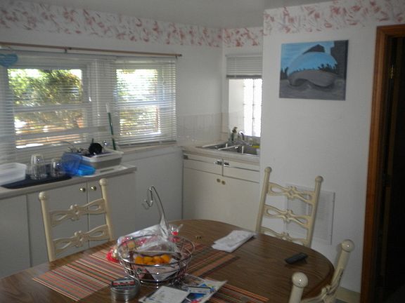 5th image of 5514 S Newland Ave