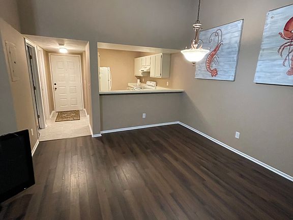 5th image of 14880 Summerlin Woods Dr Unit 16
