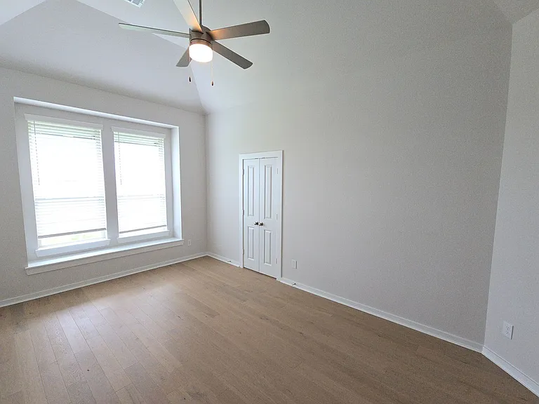 16723 Lake Austin St — Photo 12