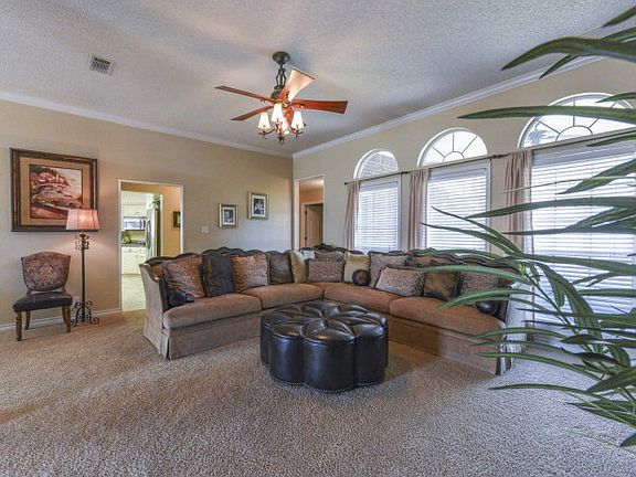 4th image of 4803 Bishops Castle Dr