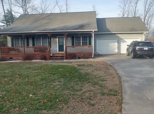 189 Pansy Ln, North Wilkesboro, NC 28659