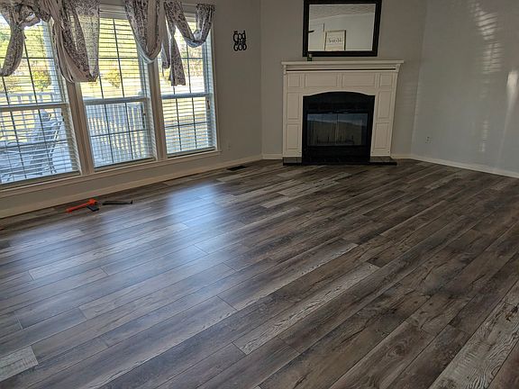 Property Without Furniture close look at floors