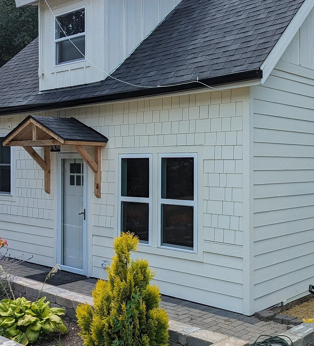 2 bed, $1,800 — Photo 1