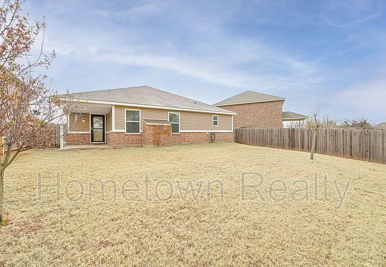 11521 SW 24th St — Photo 30