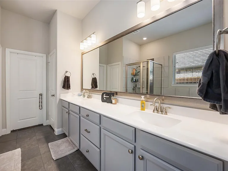 5622 Vintage Oaks Ln — Photo 13