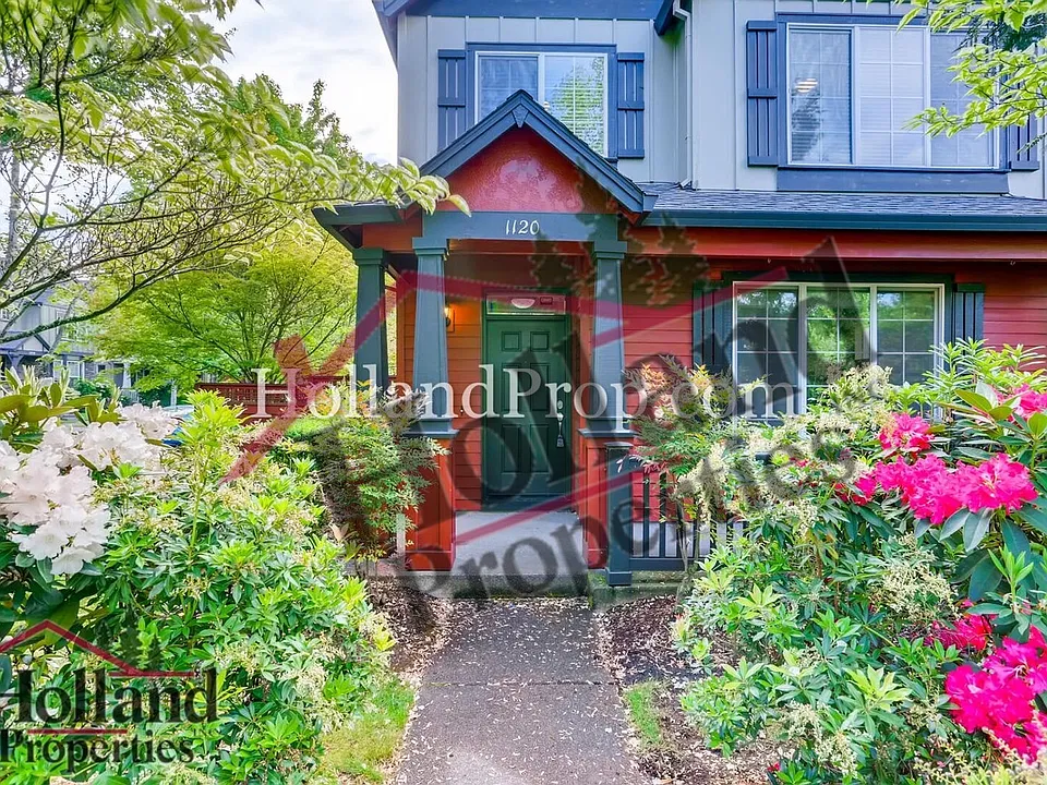 1120 SE 11th Ave