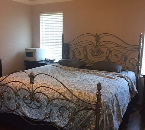 4th image of 426 Forest Oaks Ln