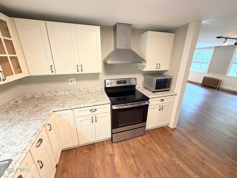 401 Wayne St — Photo 9