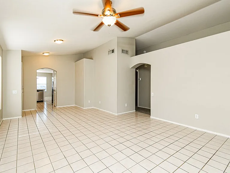 6603 E Northridge St — Photo 5