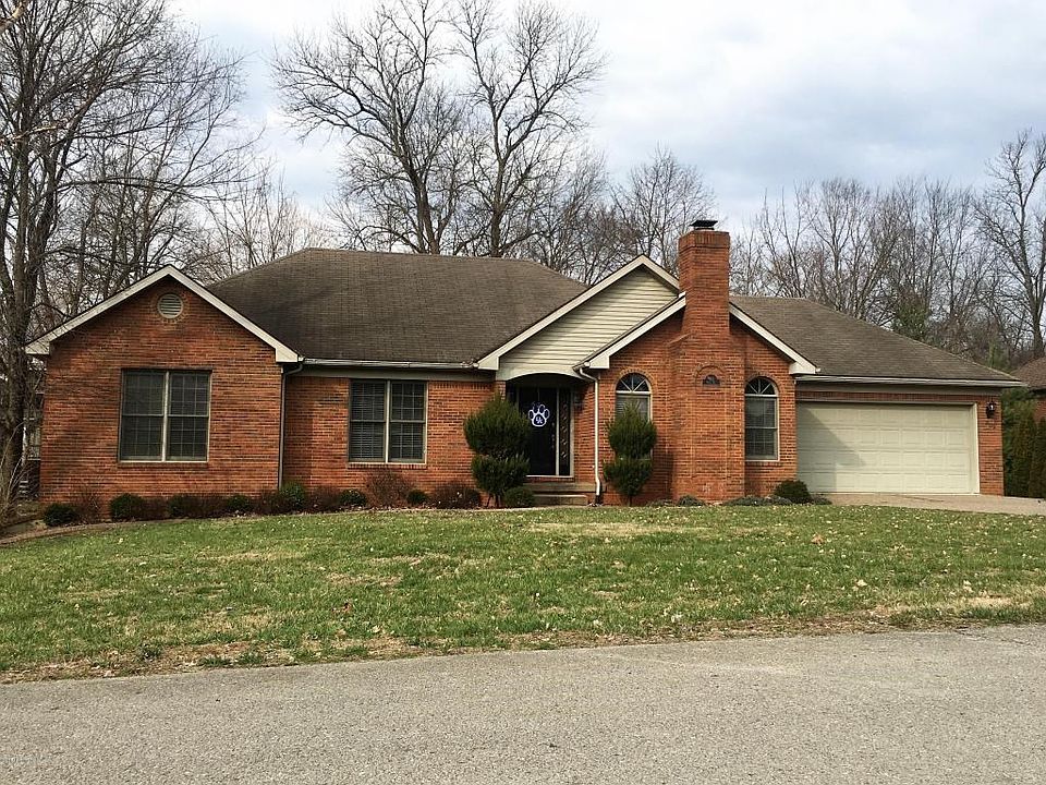 902 Woods Run