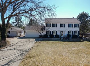 28W351 Judith Ct, West Chicago, IL
