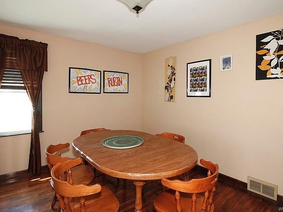 4th image of 332 Zimmerman Blvd