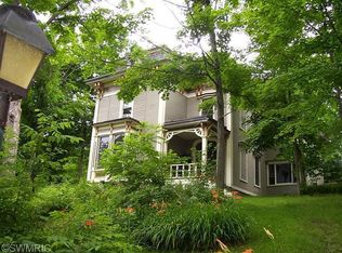 211 Rose Ave, Big Rapids, MI