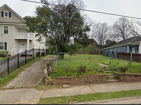 5th image of 154 Walnut St SW