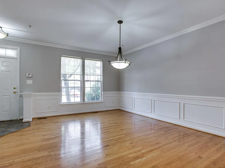 10410 Damascus Park Ln — Photo 22