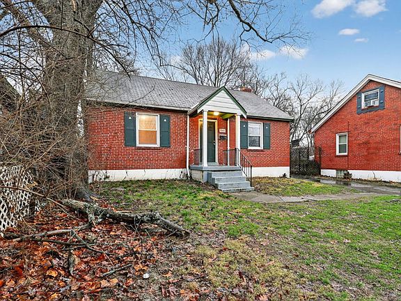 4th image of 1166 Groesbeck Rd