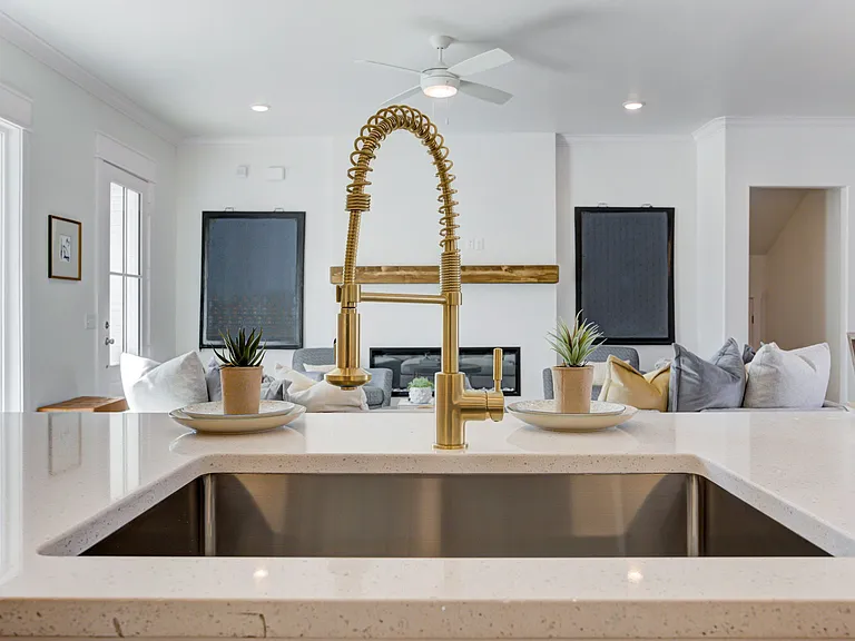 7901 Behr Dr — Photo 28