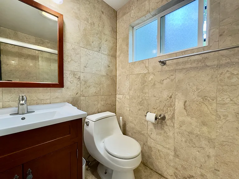 1342 Hearst Ave #B — Photo 19