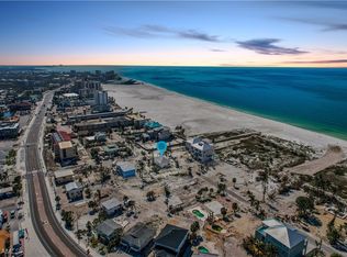 6081 Gulf Rd, Fort Myers Beach, FL 33931